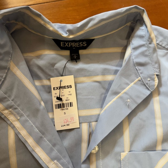 Button Down - Picture 2 of 4